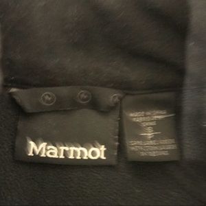 Black soft shell marmot women’s jacket GUC